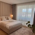 Sweet Memories Premium Coresi Apartamento *