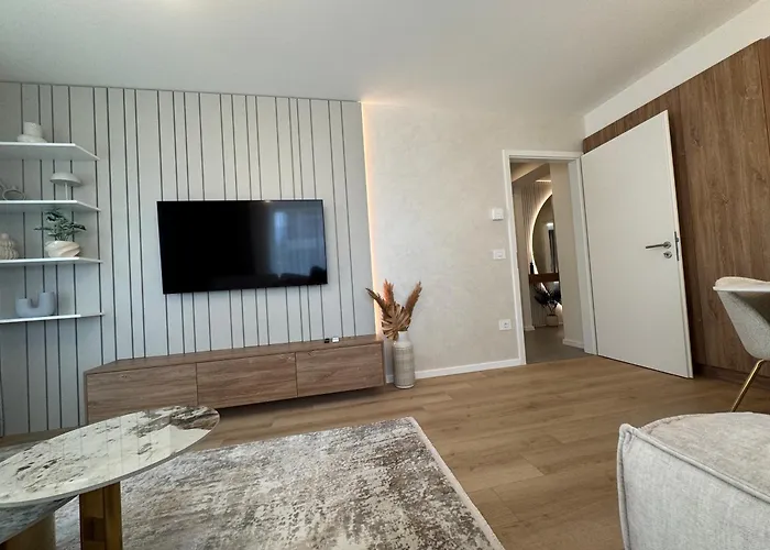 Sweet Memories Premium Coresi Lägenhet *